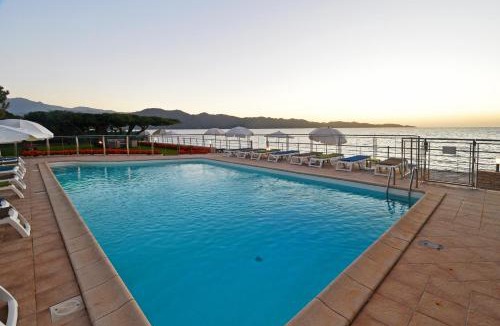 Saint-Florent Hotel | Hotel Tettola