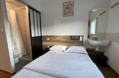 Frontignan Hotel | HOTEL THANIA Sète Frontignan