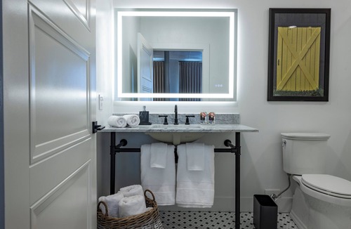 Paris Hotel | Hotel Thoroughbred