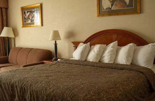 Topeka Hotel | Hotel Topeka at City Center