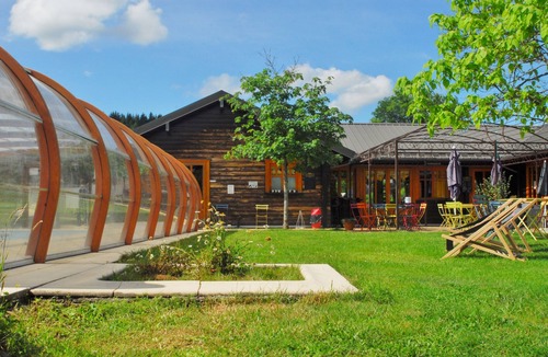 Chamberet House | Hotel trailer