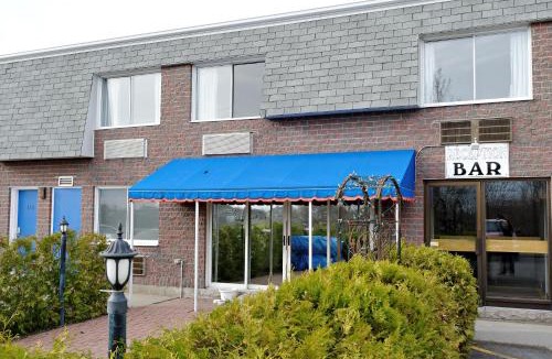 Mont-St-Hilaire Hotel | Hotel Transit