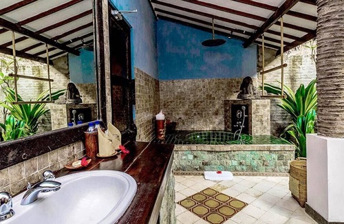 Sigar Penjalin Hotel | Hotel Tugu Lombok