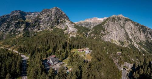 Guttannen Hotel | Hotel und Naturresort Handeck