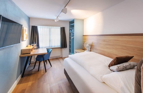 Buelach Hotel | Hotel und Restaurant zum goldenen Kopf