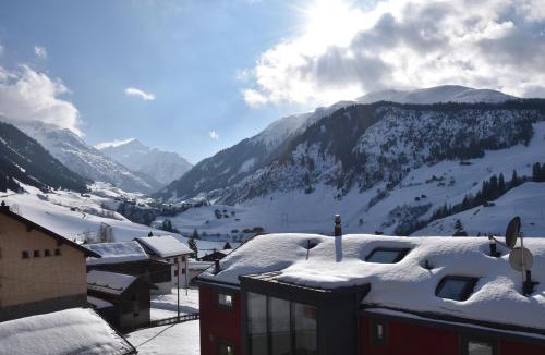 Curaglia Hotel | Hotel Vallatscha