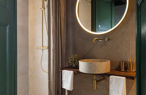 Canet de Mar Hotel | Hotel Vella Nit