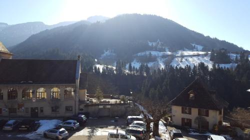 Saint-Pierre-de-Chartreuse Hotel | Hotel Victoria