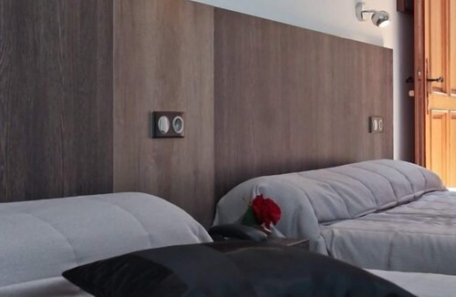 Saint-Cere Hotel | Hotel Victor Hugo