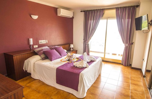 Segur de Calafell Hotel | HOTEL VICTORIA