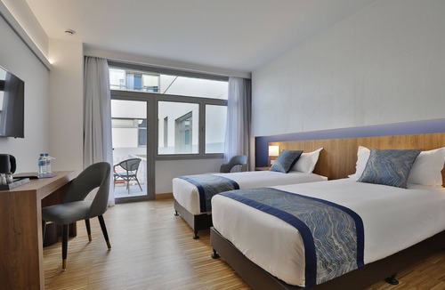 Villaviciosa de Odon Hotel | Hotel Villa Odón