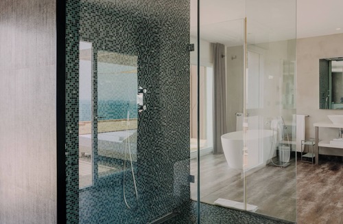 Almadraba-Canyelles Hotel | Hotel Vistabella