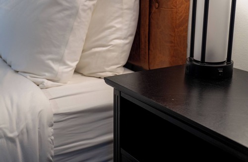 Yellville Hotel | Hotel w/Gorgeous Views, Pool: Renovated King Suite