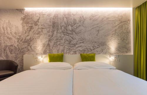 Thusis Hotel | Hotel Weiss Kreuz