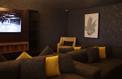 Centro Hotel | Hotel Wellintown