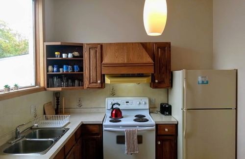 Wolfe Island Hotel | Hotel Wolfe Island