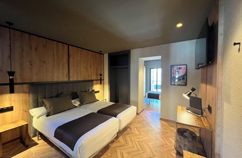 Encamp Hotel | Hotel Yomo Petit Paris