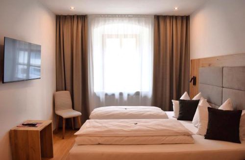 Enkering Hotel | Hotel zum Bräu