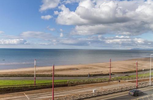Bispham Hotel | HOTEL242