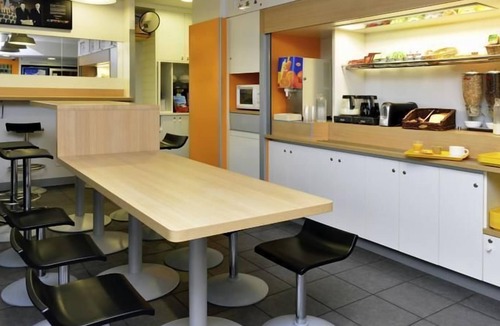 Saint-Francois d'Assise Hotel | hotelF1 Besancon Micropolis