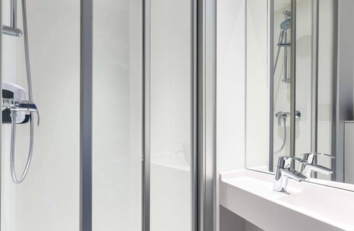 Chilly-Mazarin Hotel | hotelF1 Chilly-Mazarin Les Champarts