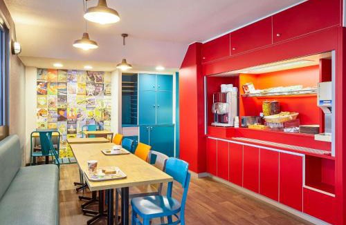 Ferney-Voltaire Hotel | hotelF1 Genève Aéroport Ferney