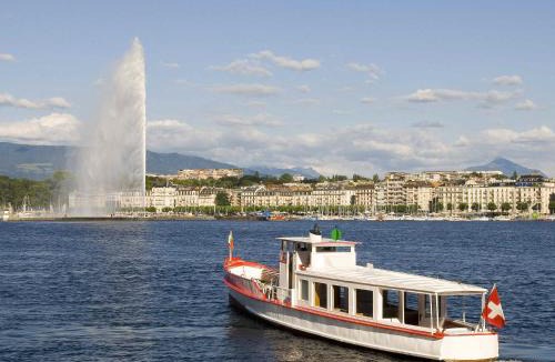 Ferney-Voltaire Hotel | hotelF1 Genève Aéroport Ferney