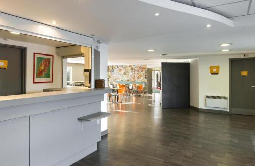 Igny Hotel | hotelF1 Igny Massy TGV