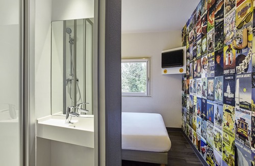 Route de Sainte-Luce Hotel | hotelF1 Nantes EST La Beaujoire