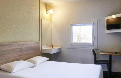Route de Sainte-Luce Hotel | hotelF1 Nantes Est La Beaujoire
