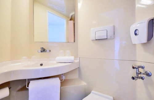 Nemours Hotel | hotelF1 Nemours