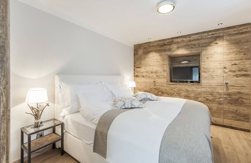 Celerina-Schlarigna Hotel | Hotelino Petit Chalet