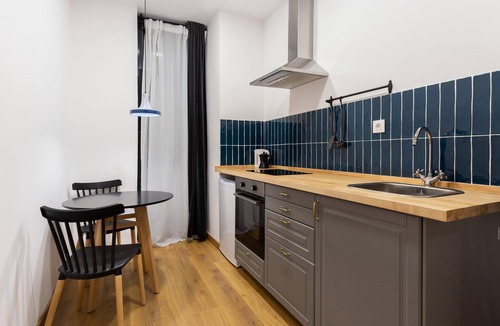 Arrancapins Apartment | Hotelito Boutique Valencia Estación 3