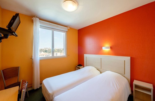 Saint-Jean-de-Thouars Hotel | Hotellerie Saint Jean