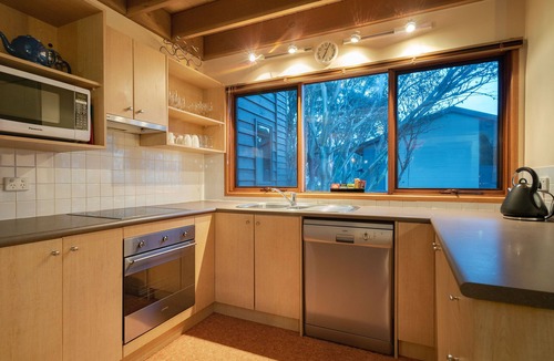 Hotham Heights Apartment | Hotham Sun Apartments