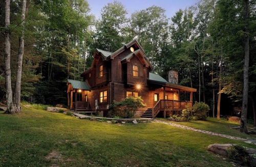 Thayerville Cabin | HotTub-FirePit-8MintoWisp-Arcade-4BD-NoCleaningFee