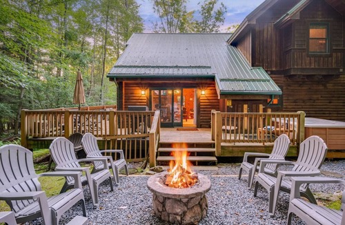 Thayerville Cabin | HotTub-FirePit-8MintoWisp-Arcade-4BD-NoCleaningFee