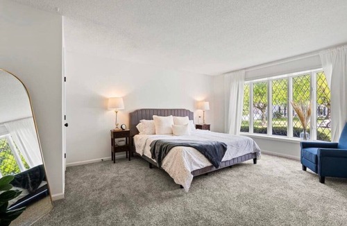 Blue Springs House | HotTub*Pool*GameRoom*GolfCourseViews