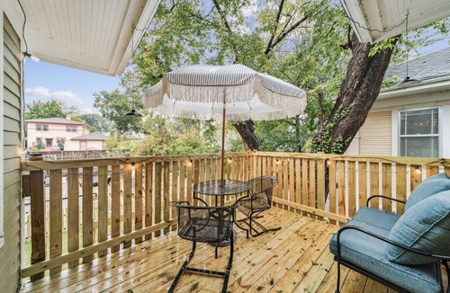 Downtown Tulsa House | Hottub, Pool Table, Bball, pets, Firepit, Sleeps 8