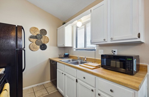 Wichita House | HotTub, Theater, King Duplex in West Wichita