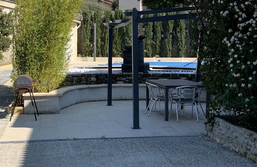 Roche-Saint-Secret House | House in Drôme provençale