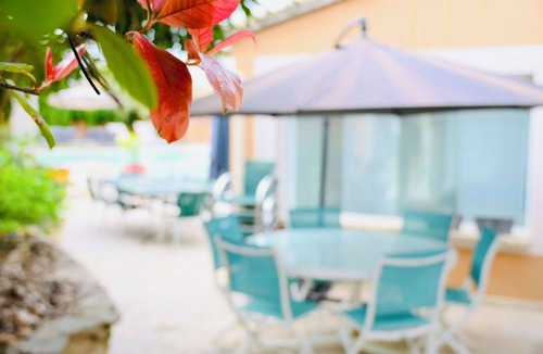 Saint-Saturnin-les-Avignon Villa | House 400m²/2 Swimming pools/St Saturnin