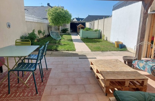 Saint-Sylvain-d'Anjou House | House 10 min from Angers