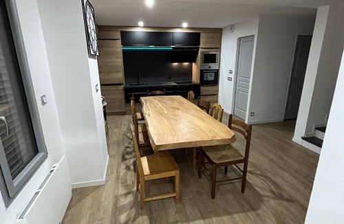 Luz-Saint-Sauveur House | House 10 persons mountain view