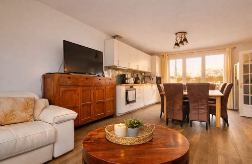 Saint-Denis House | House 12 persons, 6 bedrooms, with garden - Quick access Paris/stade de France !