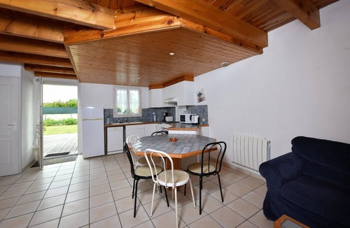 Ternant Apartment | House 13 sleeps 5 2 bathrooms