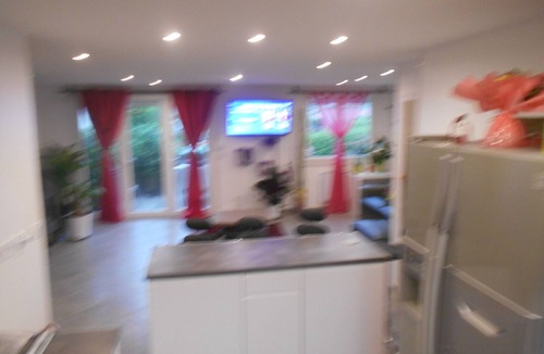 Meyzieu Apartment | House 15 mins from Lyon, tramway oriented