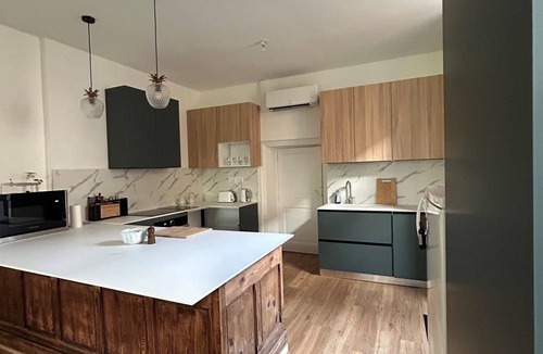 Annonay House | House 1880