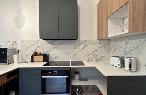 Annonay House | House 1880