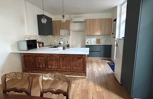 Annonay House | House 1880